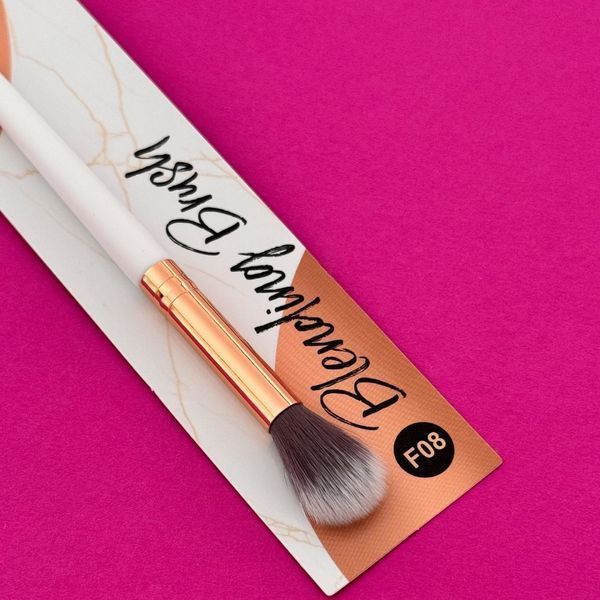 Кисточка для растушевки теней Topface Blending Brush PT901 F08 PT901 F08 фото